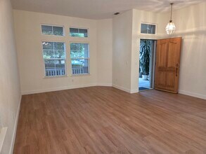 5534 New Vista Dr in Rocklin, CA - Foto de edificio - Building Photo