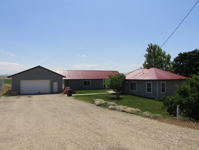 property at 17391 Homedale Rd