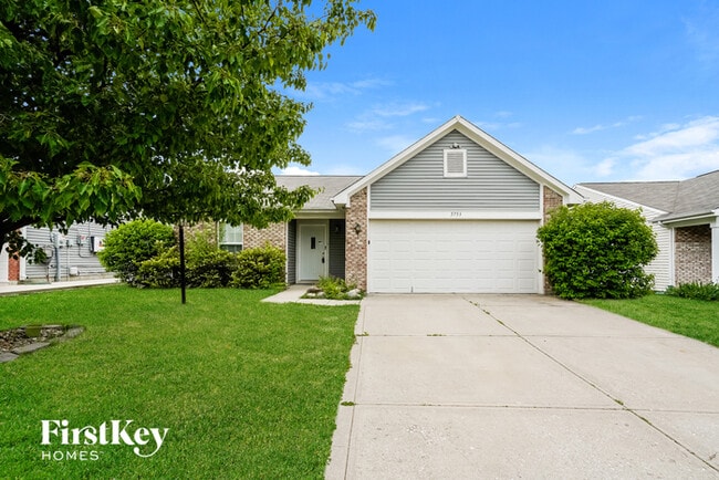 property at 5753 Twin River Ln