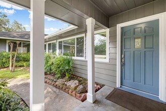 7805 S Rice Ave in Bellaire, TX - Building Photo - Building Photo