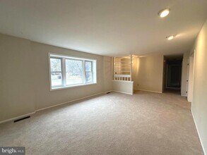 4037 Olney Laytonsville Rd in Olney, MD - Building Photo - Building Photo