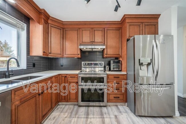 3138 Shetler Dr in West Kelowna, BC - Building Photo - Building Photo