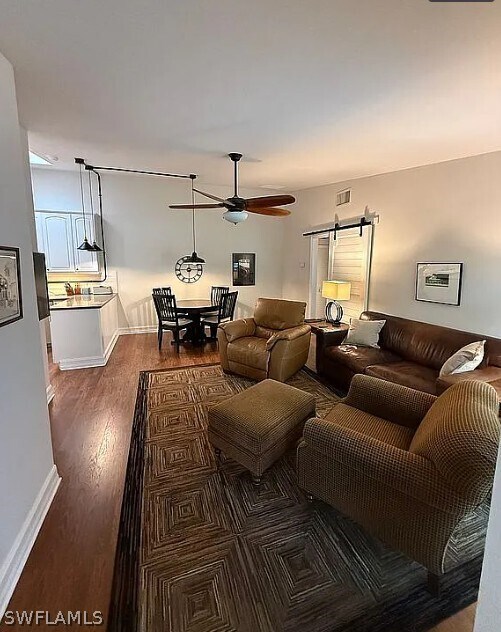 1046 Oak Forest Dr in Naples, FL - Building Photo - Building Photo