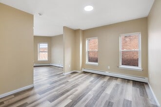 31 Capen St in Hartford, CT - Building Photo - Building Photo
