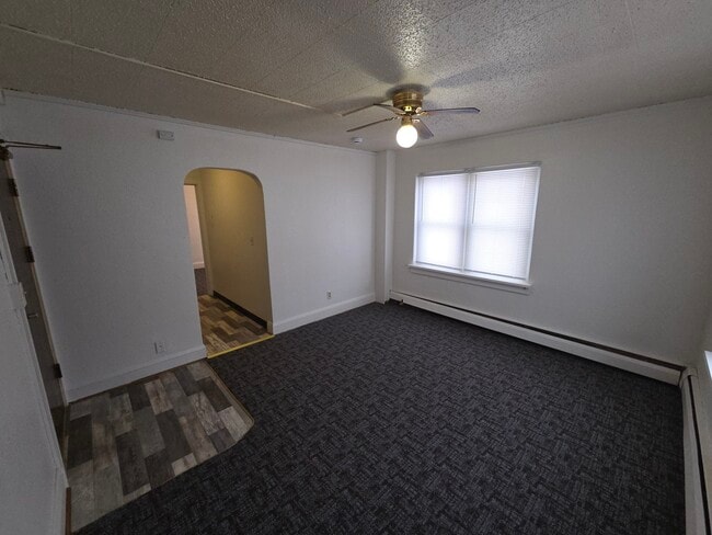 1143 1st St NW, Unit 206 in Rochester, MN - Foto de edificio - Building Photo