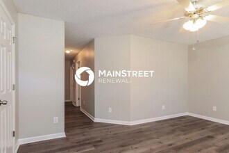 1108 Woodbriar St in Clayton, NC - Building Photo - Building Photo