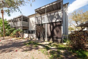 11410 8th Way N in St. Petersburg, FL - Building Photo