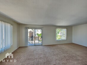 240 Athol Ave in Oakland, CA - Building Photo - Building Photo