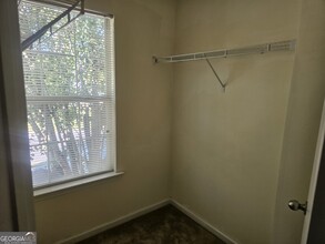 709 Outlook Way in Atlanta, GA - Building Photo - Building Photo