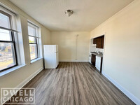 2700 N Milwaukee Ave, Unit 1 in Chicago, IL - Building Photo - Building Photo