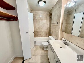 EAST 36 STREET in New York, NY - Building Photo - Building Photo