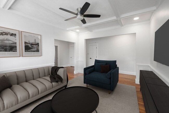 110 Bellingham St in Chelsea, MA - Building Photo - Building Photo