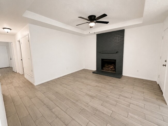 property at 15 Foster Ct