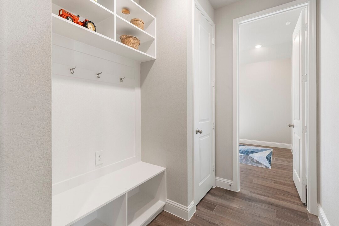 16147 Sapphire Crst Dr in Conroe, TX - Building Photo