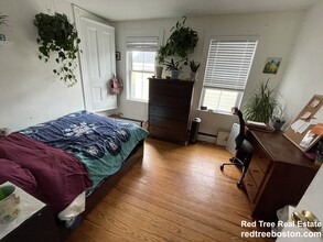 5 Durham St, Unit 3 in Somerville, MA - Foto de edificio - Building Photo