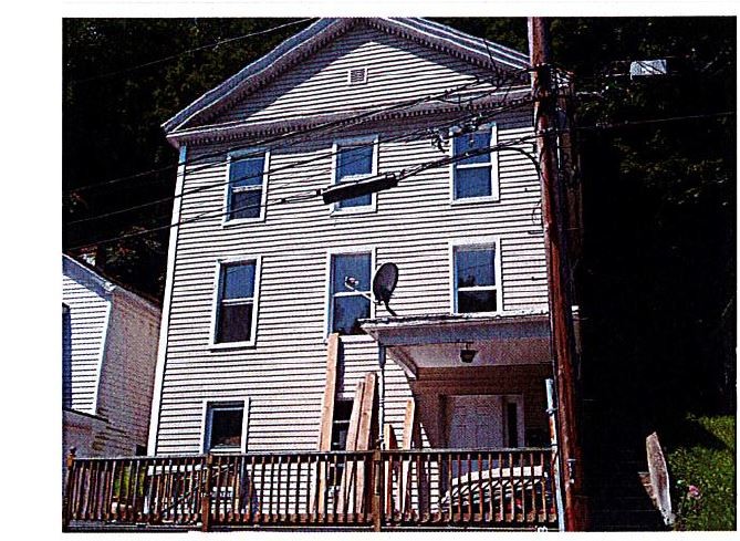 50 Union St in Norwich, CT - Building Photo