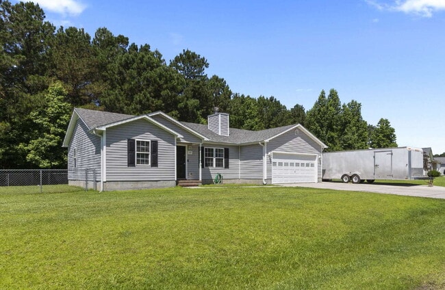 105 Ellen Ct in Jacksonville, NC - Building Photo - Building Photo