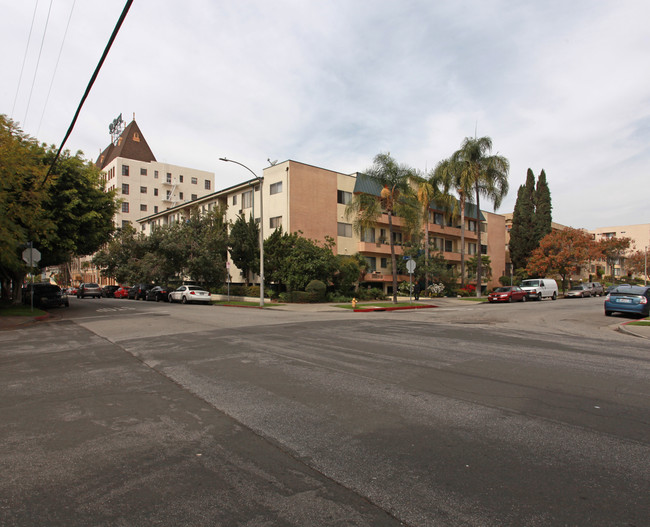 455 S Berendo St in Los Angeles, CA - Building Photo - Building Photo