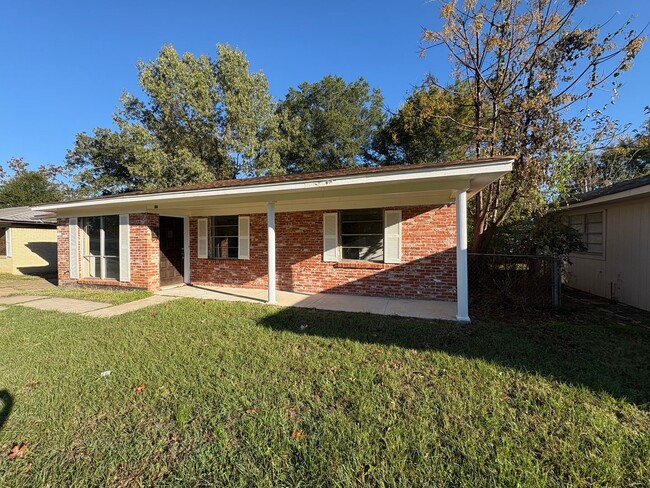 629 Woodmont Pl in Shreveport, LA - Building Photo - Building Photo
