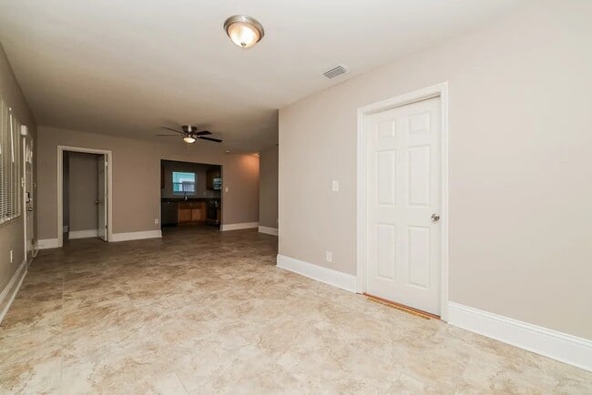 3704 N Clearfield Ave in Tampa, FL - Building Photo - Building Photo