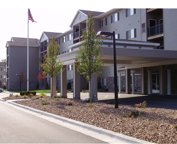 Midland Senior Manor Apartments in Bay City, MI - Building Photo