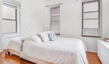 327 E 3rd St in New York, NY - Building Photo - Building Photo