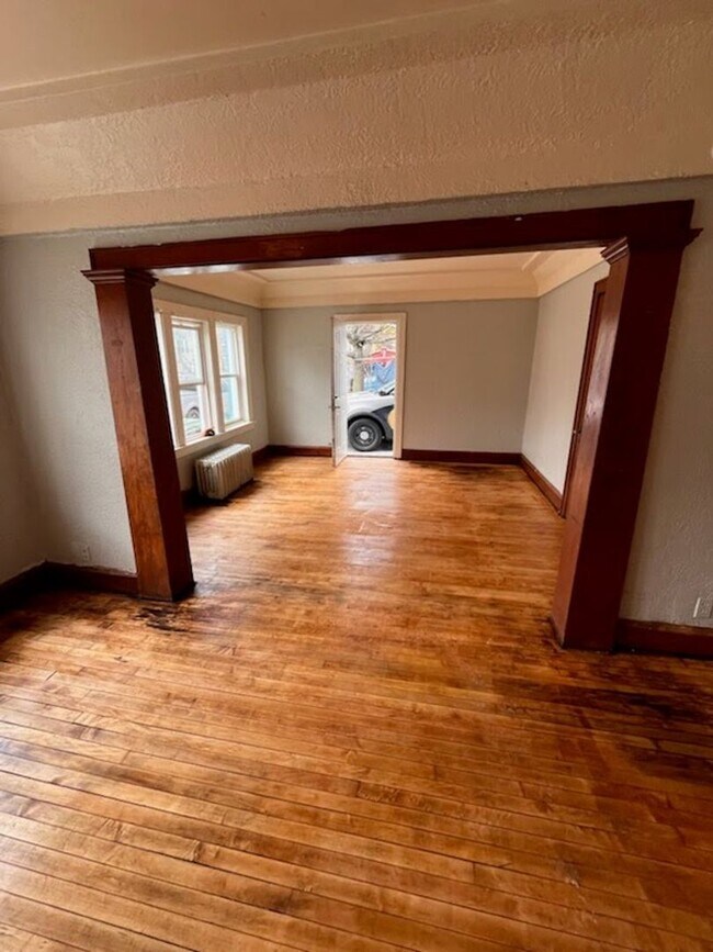 1143 S 25th St in Milwaukee, WI - Building Photo - Building Photo