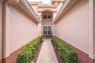 1323 Gilford Point Ln in Four Corners, FL - Building Photo - Building Photo