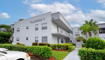 917 Flanders T in Delray Beach, FL - Building Photo