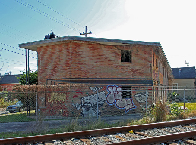 608-610 Lesseps St in New Orleans, LA - Building Photo - Building Photo