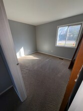 1338 S 14th St in St. Charles, IL - Building Photo - Building Photo