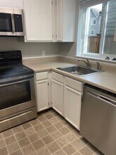 734 N 94th St in Seattle, WA - Building Photo - Building Photo