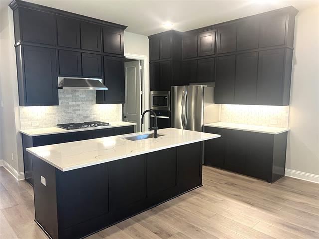property at 1203 18th St