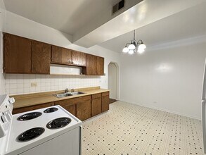 3149 W Medill Ave in Chicago, IL - Building Photo - Building Photo