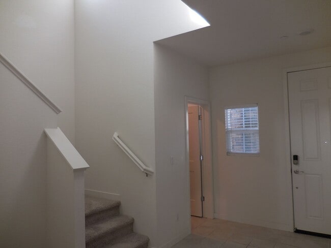 1095 Purdue Ct in Dixon, CA - Building Photo - Building Photo