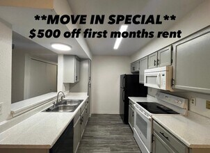 1094 S Dearborn St in Aurora, CO - Building Photo - Building Photo