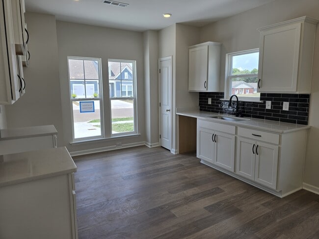5142 Pace Pk Cir in Columbia, TN - Building Photo - Building Photo