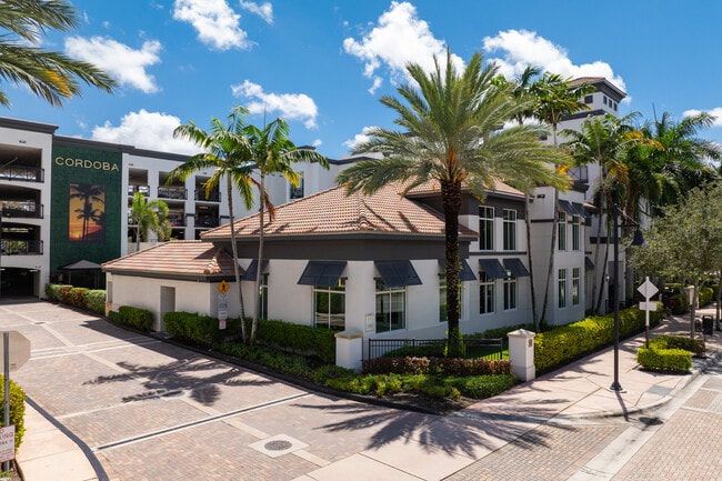 Cordoba in Doral, FL - Foto de edificio - Building Photo