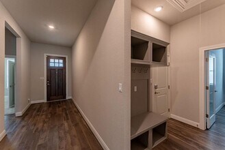 1017 Coulee Dr in Leander, TX - Building Photo - Building Photo