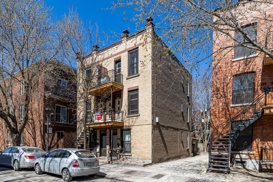 4331 Messier in Montréal, QC - Building Photo