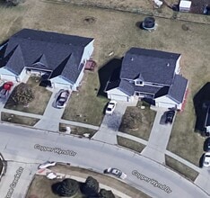 2165 Copper Wynd Dr in Pleasant Hill, IA - Foto de edificio - Building Photo
