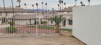 261 Cottonwood Dr in Lake Havasu City, AZ - Building Photo