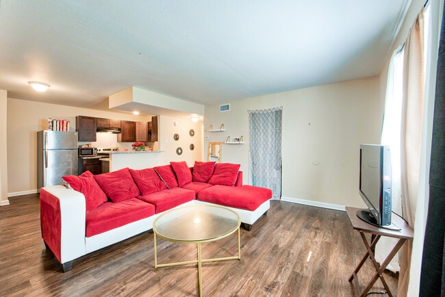 St. Charles Housing - Affordable Housing in Lake Charles, LA - Foto de edificio - Building Photo