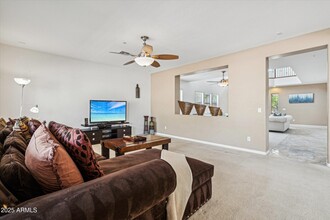 9042 W Pinnacle Vista Dr in Peoria, AZ - Building Photo - Building Photo