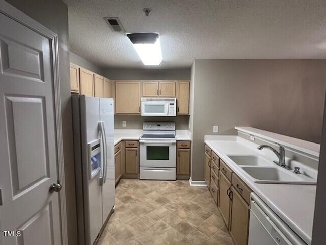 1513 Kenmore Dr in Clayton, NC - Building Photo - Building Photo