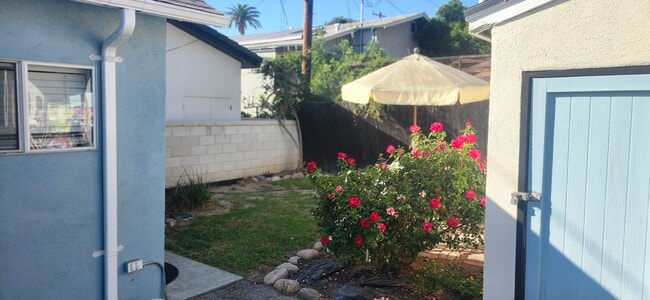 826 Orange Grove Pl in South Pasadena, CA - Building Photo - Building Photo