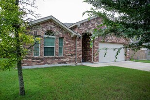 104 Colthorpe Ln in Hutto, TX - Building Photo