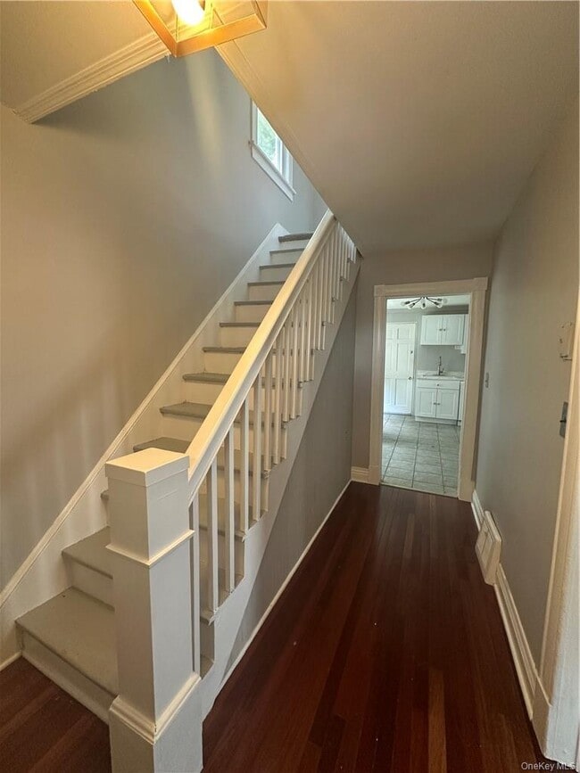 20 Van Buren St in Warwick, NY - Building Photo - Building Photo