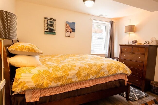 2235 York St, Unit Basement in Denver, CO - Foto de edificio - Building Photo