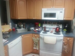 2571 Aragon Blvd, Unit #113 in Sunrise, FL - Building Photo - Building Photo